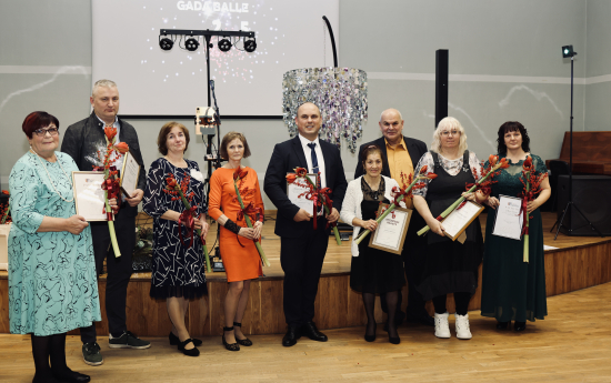 Sveicam darba jubilārus