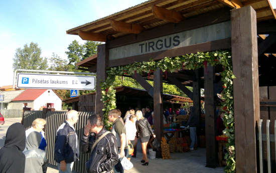 Remontē Pārtikas preču tirgus paviljonu