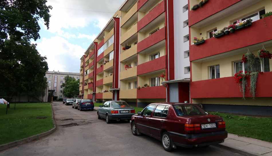 Sakārtos sešus daudzdzīvokļu māju pagalmus Kuldīgā
